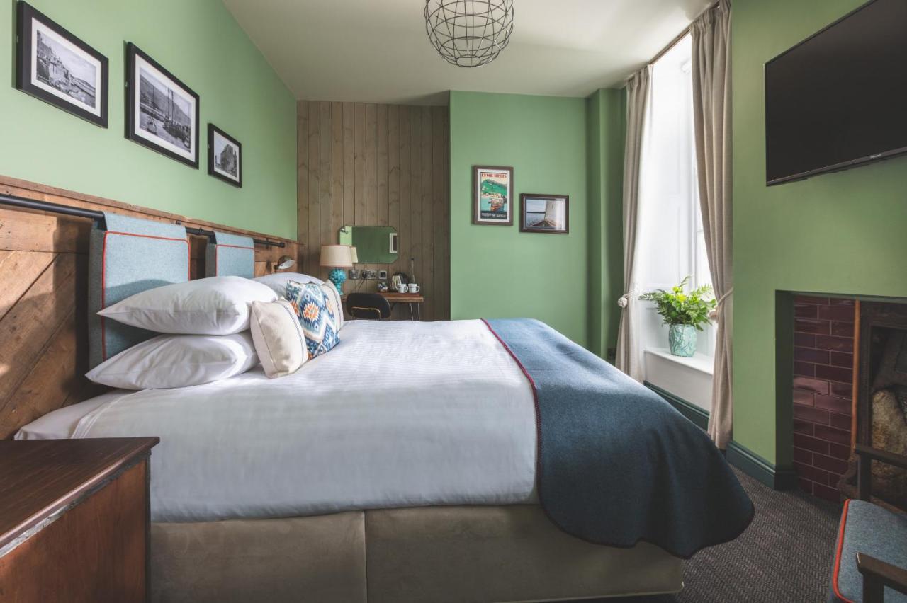 Rock Point Inn Lyme Regis Bagian luar foto